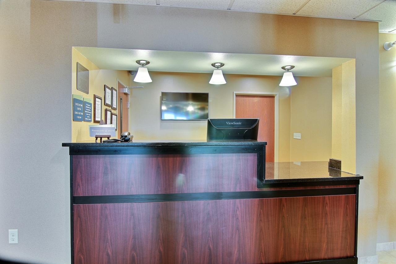Cobblestone Hotel & Suites - McCook - thumb 39