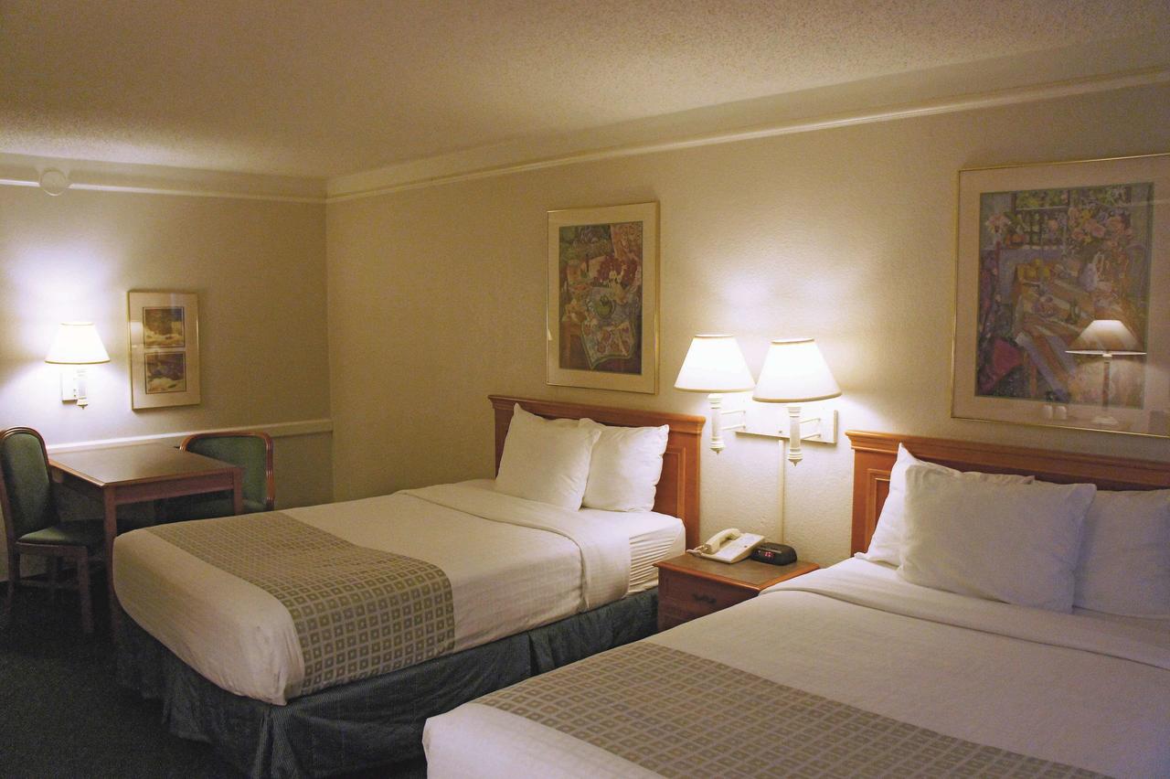 La Quinta Inn By Wyndham Farmington - thumb 8