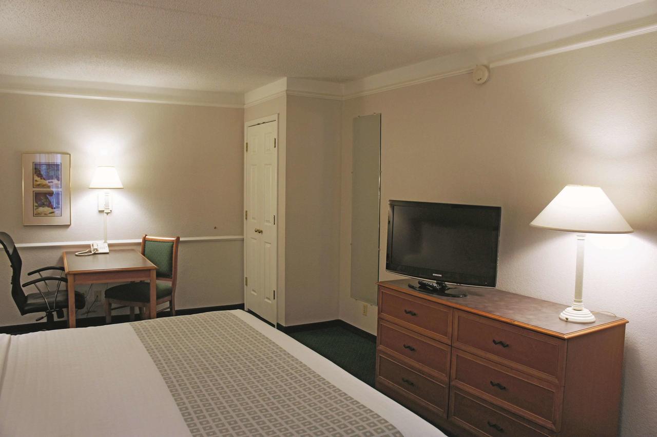 La Quinta Inn By Wyndham Farmington - thumb 11