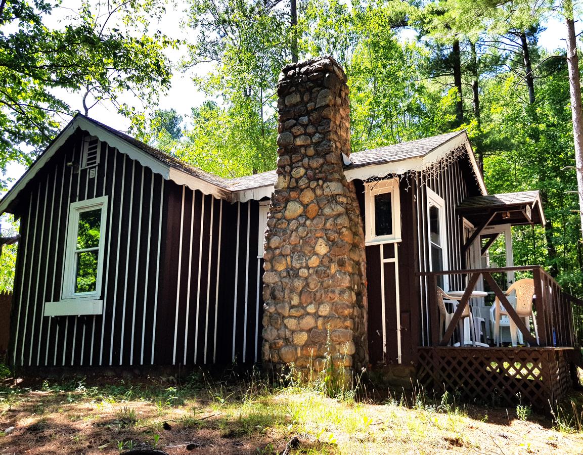 The Wilderness Inn: Chalets - thumb 5