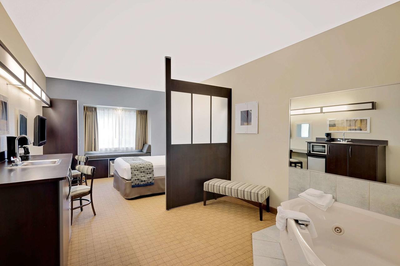 Microtel Inn And Suites By Wyndham - Geneva - thumb 21