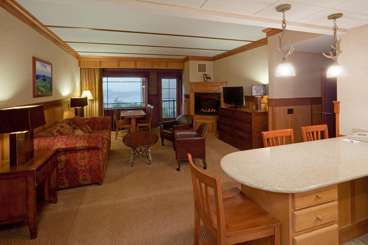 Crowne Plaza Lake Placid - thumb 13