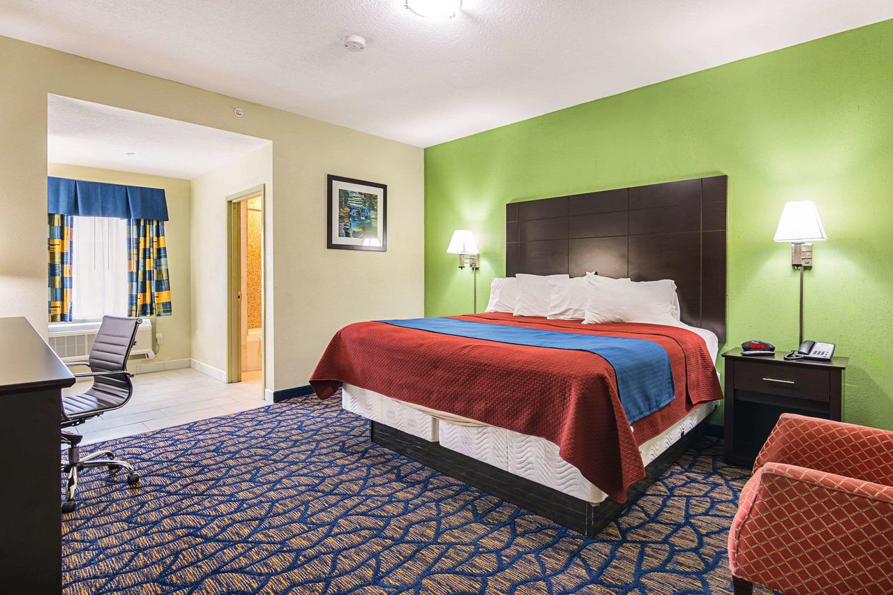 Rodeway Inn And Suites Ithaca - thumb 0