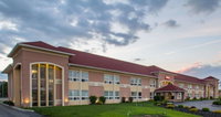 Booking Batavia Hotels Find