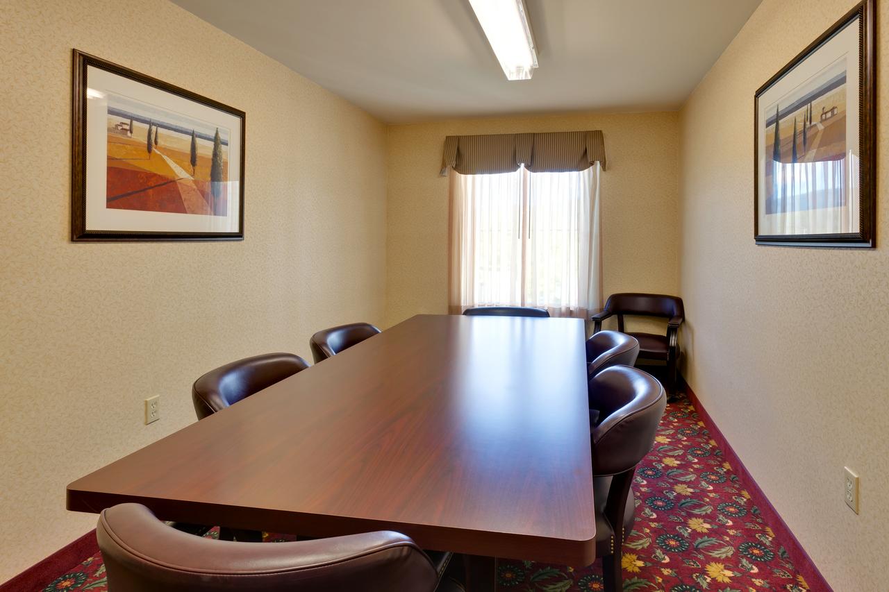 Country Inn & Suites By Radisson, Lake George (Queensbury), NY - thumb 33