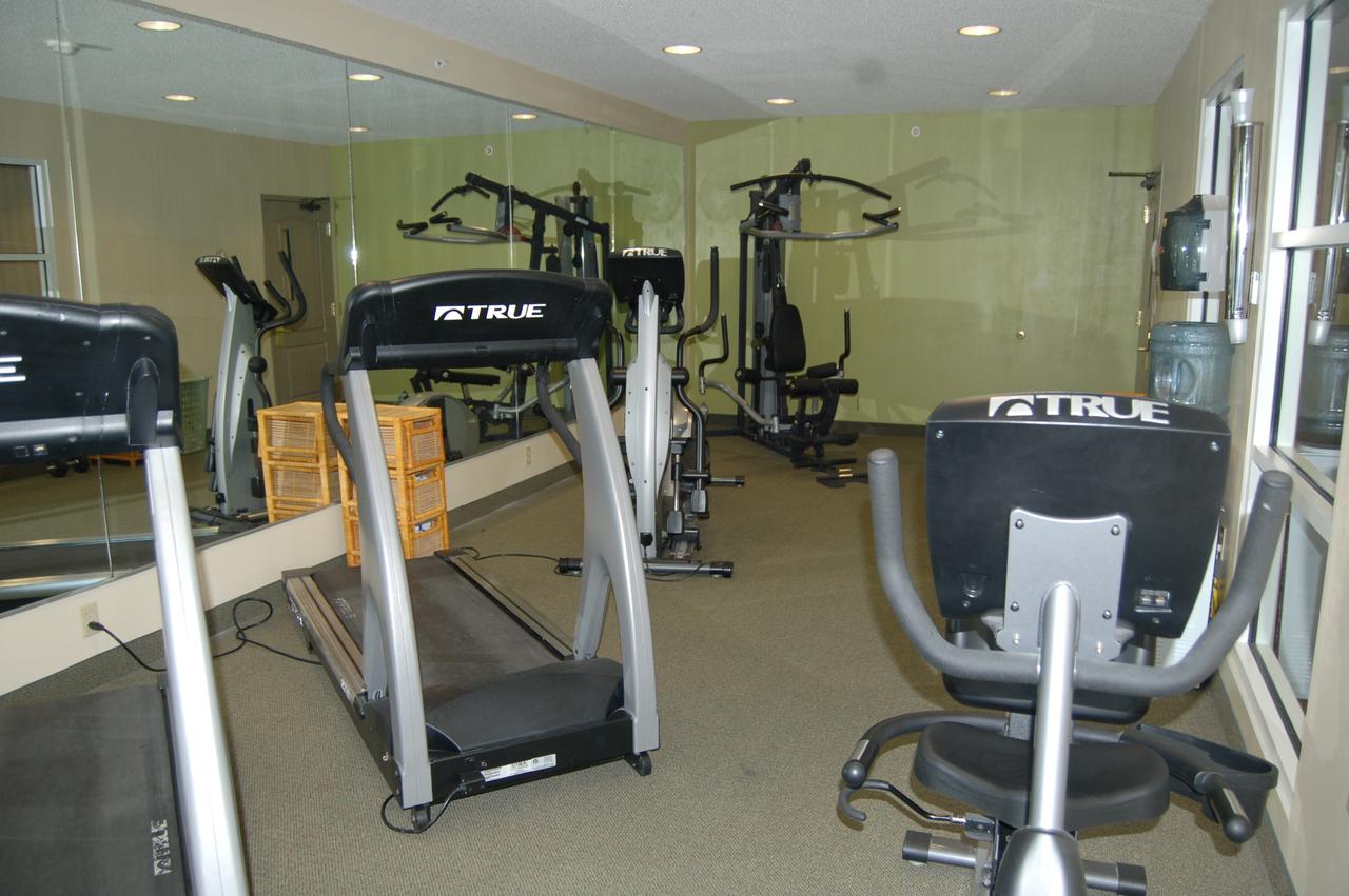 Country Inn & Suites By Radisson, Lake George (Queensbury), NY - thumb 18