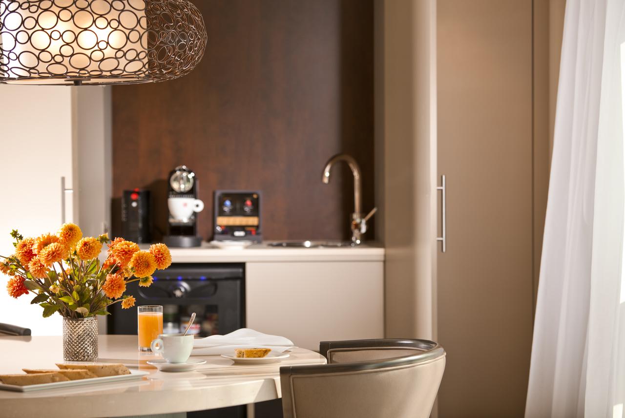 Millennium Hilton New York One UN Plaza - thumb 8