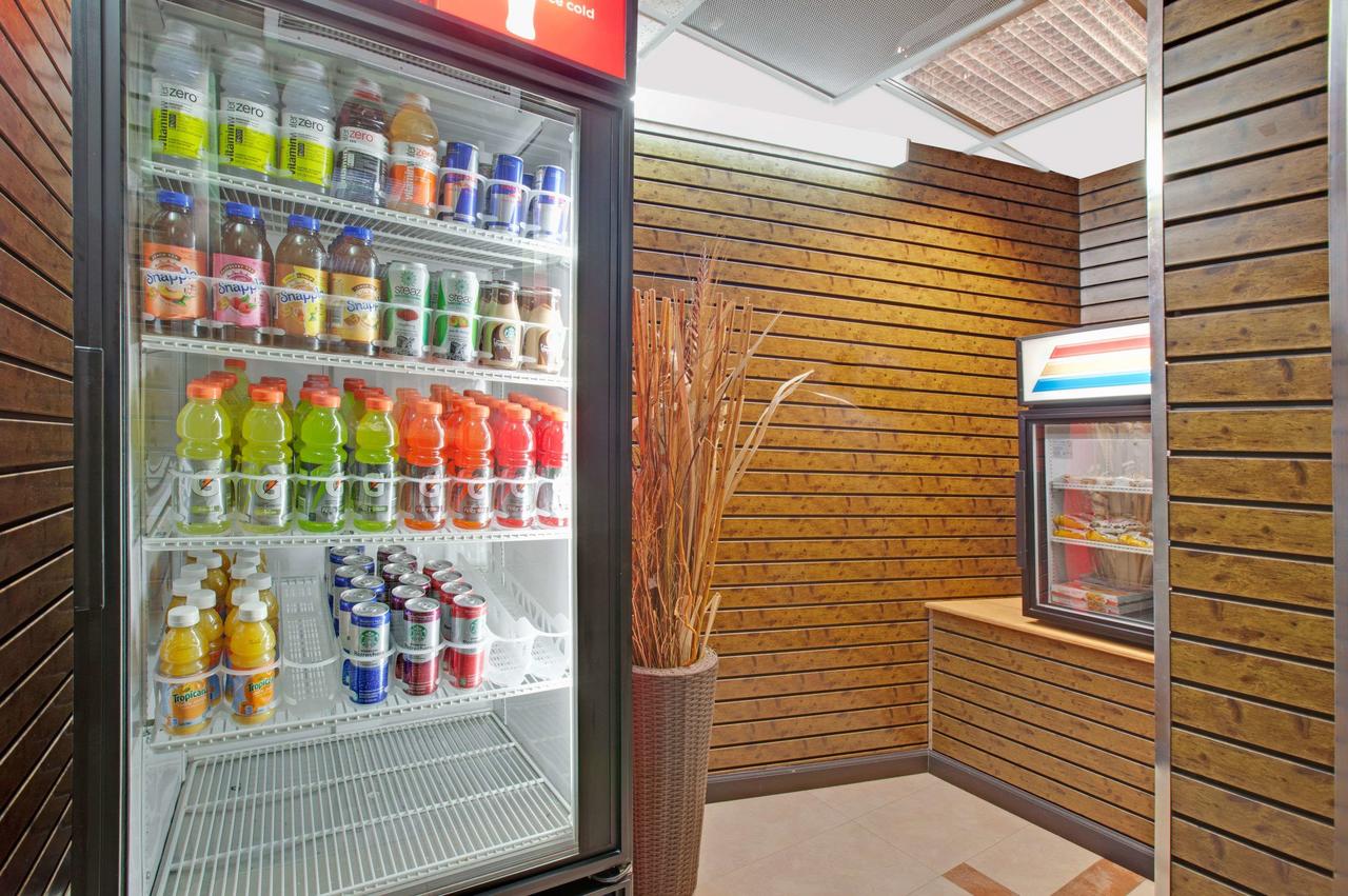 Ramada By Wyndham Bronx - thumb 22