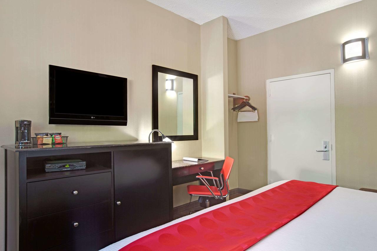 Ramada By Wyndham Bronx - thumb 15