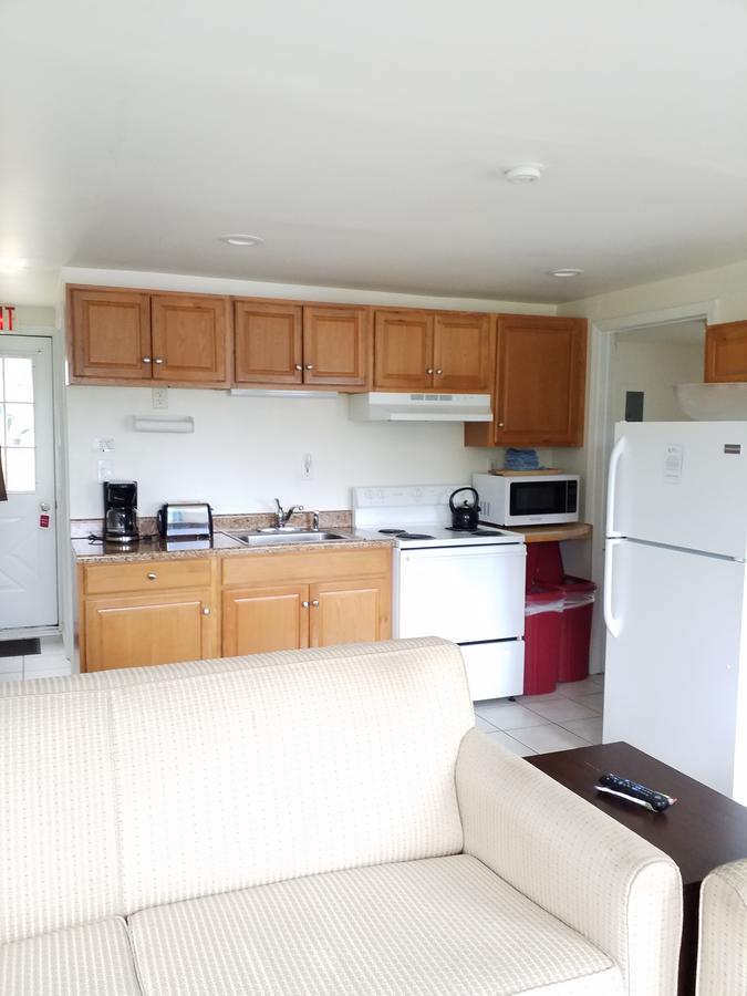 Bayside Inn & Marina - thumb 16