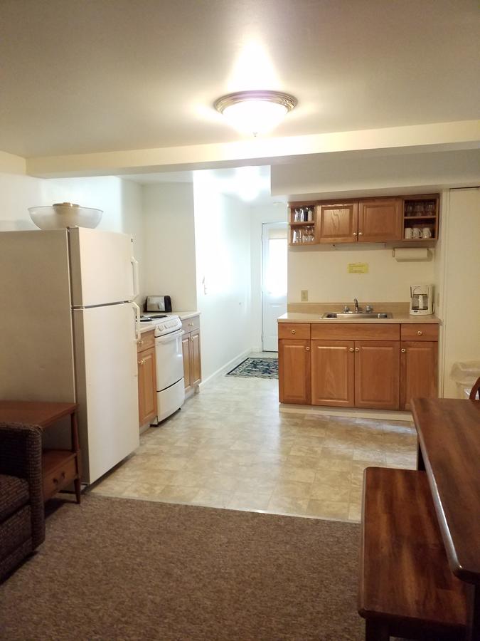 Bayside Inn & Marina - thumb 2