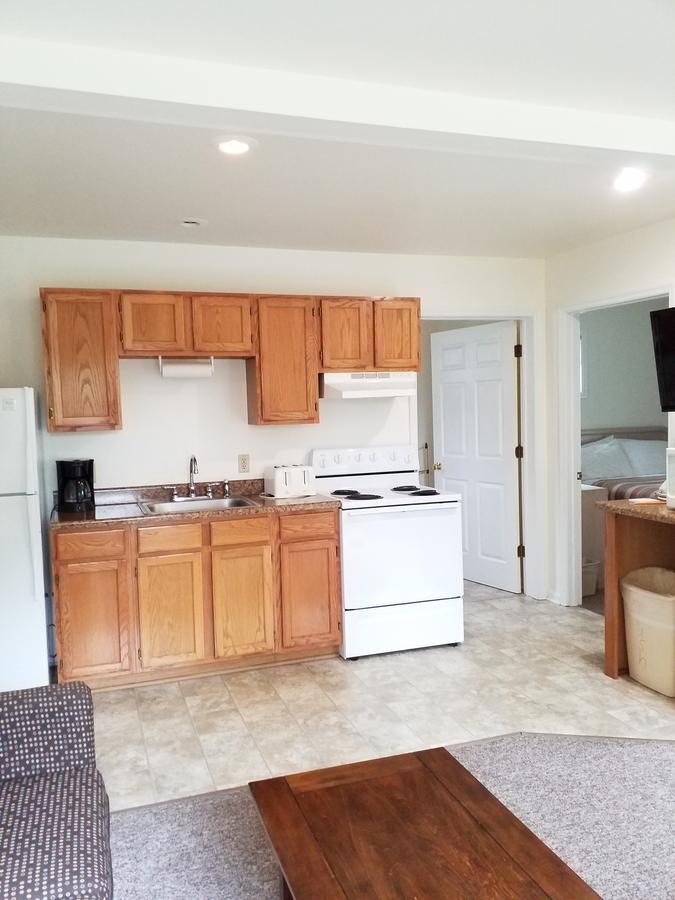 Bayside Inn & Marina - thumb 15