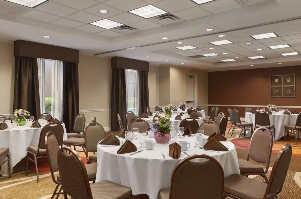 Hilton Garden Inn Islip/MacArthur Airport - thumb 18