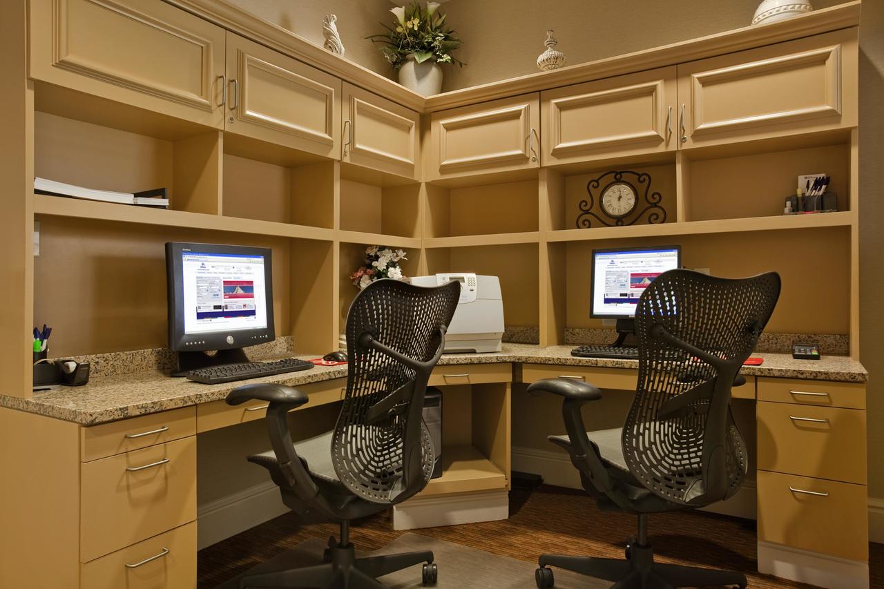 Hilton Garden Inn Islip/MacArthur Airport - thumb 16