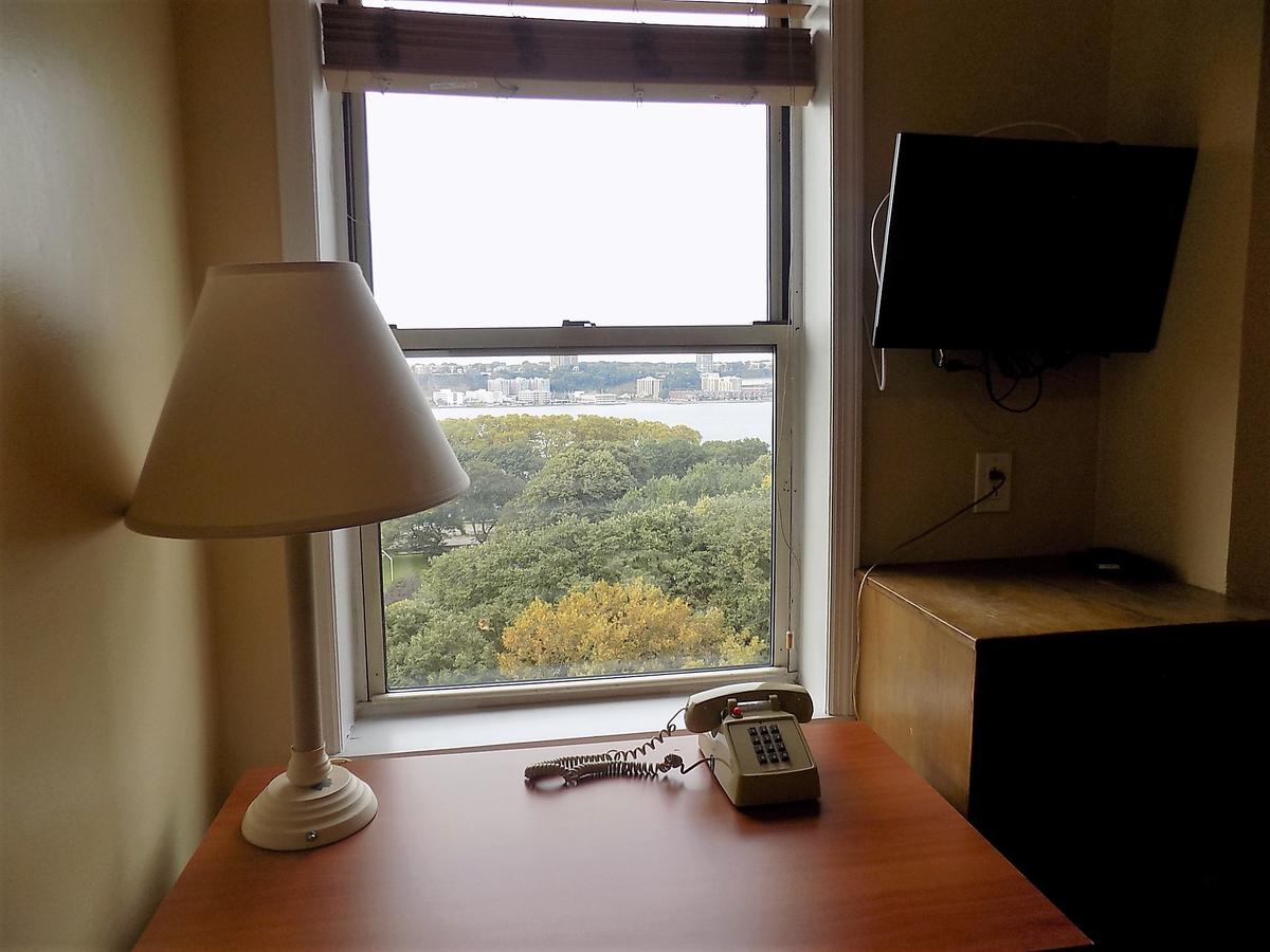 Riverside Tower Hotel - thumb 2