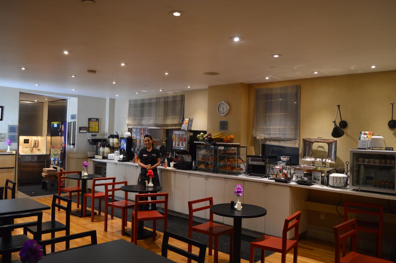 Best Western Plus Hospitality House Suites - thumb 20
