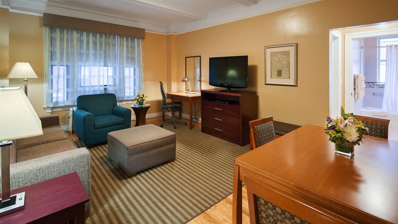 Best Western Plus Hospitality House Suites - thumb 30