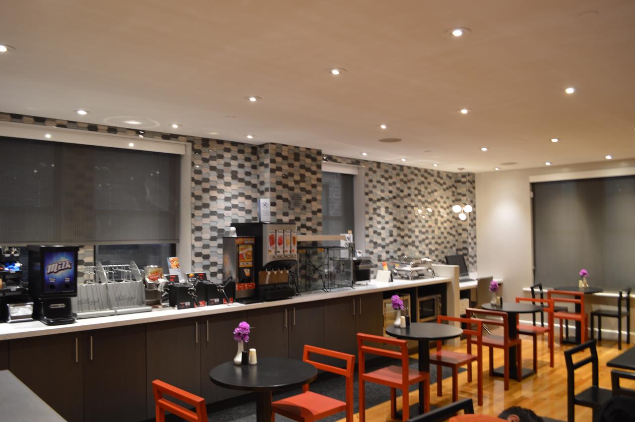 Best Western Plus Hospitality House Suites - thumb 15