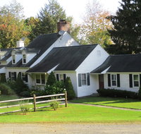 Large Family Home 9 Acres of Land Sleeps 13 - Hotels Find