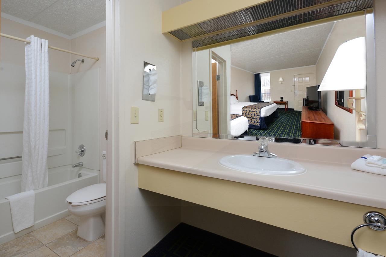 Innkeeper Roxboro - thumb 15