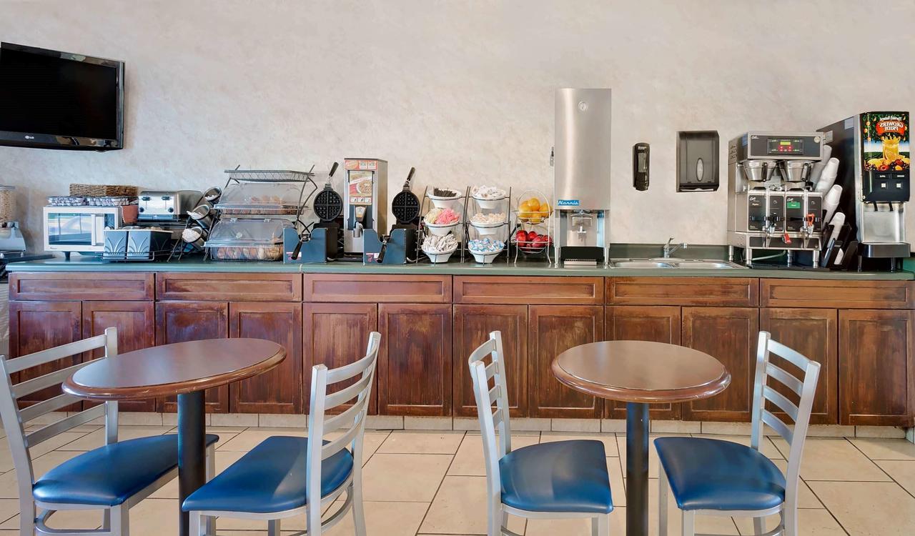 Microtel Inn By Wyndham Winston-Salem - thumb 30