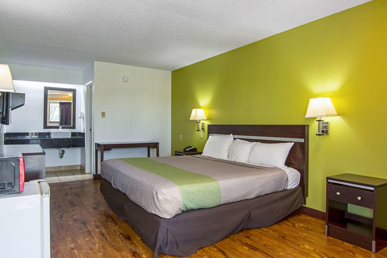 Motel 6 Charlotte - Airport - thumb 9