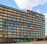 Quality Inn  Suites Cincinnati Downtown - Hotels Find
