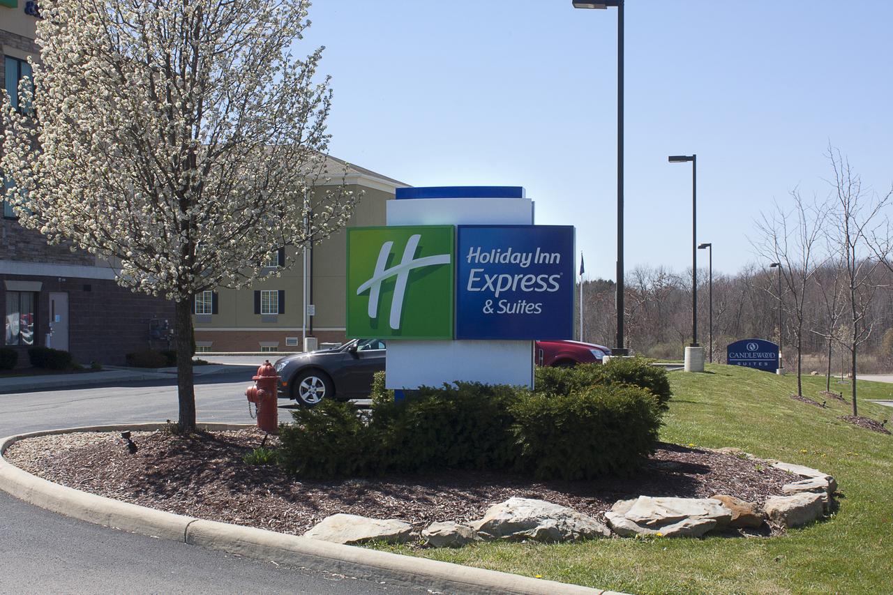 Holiday Inn Express & Suites Youngstown West I 80 - thumb 0