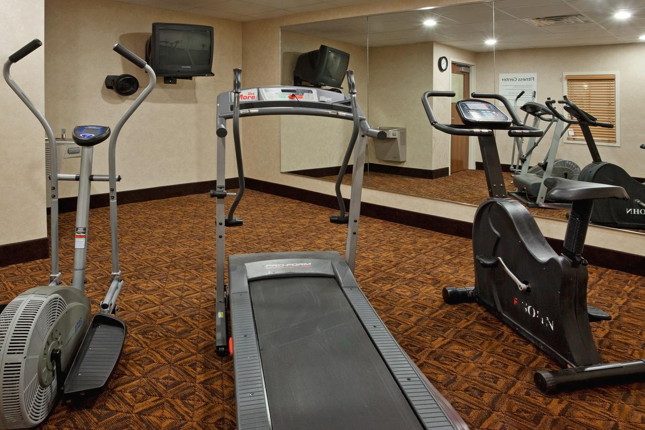 Holiday Inn Express Tiffin - thumb 1