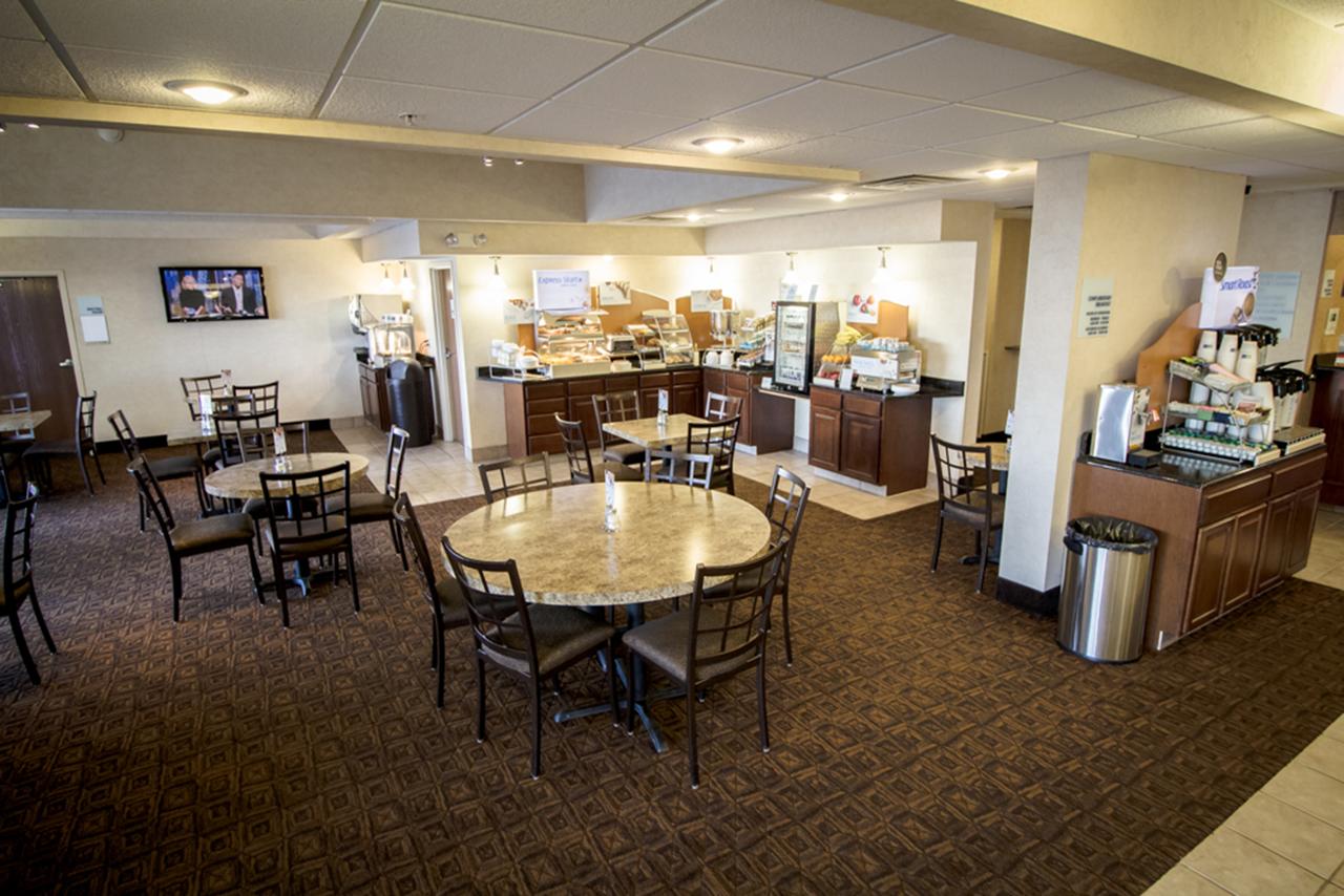 Holiday Inn Express Tiffin - thumb 10