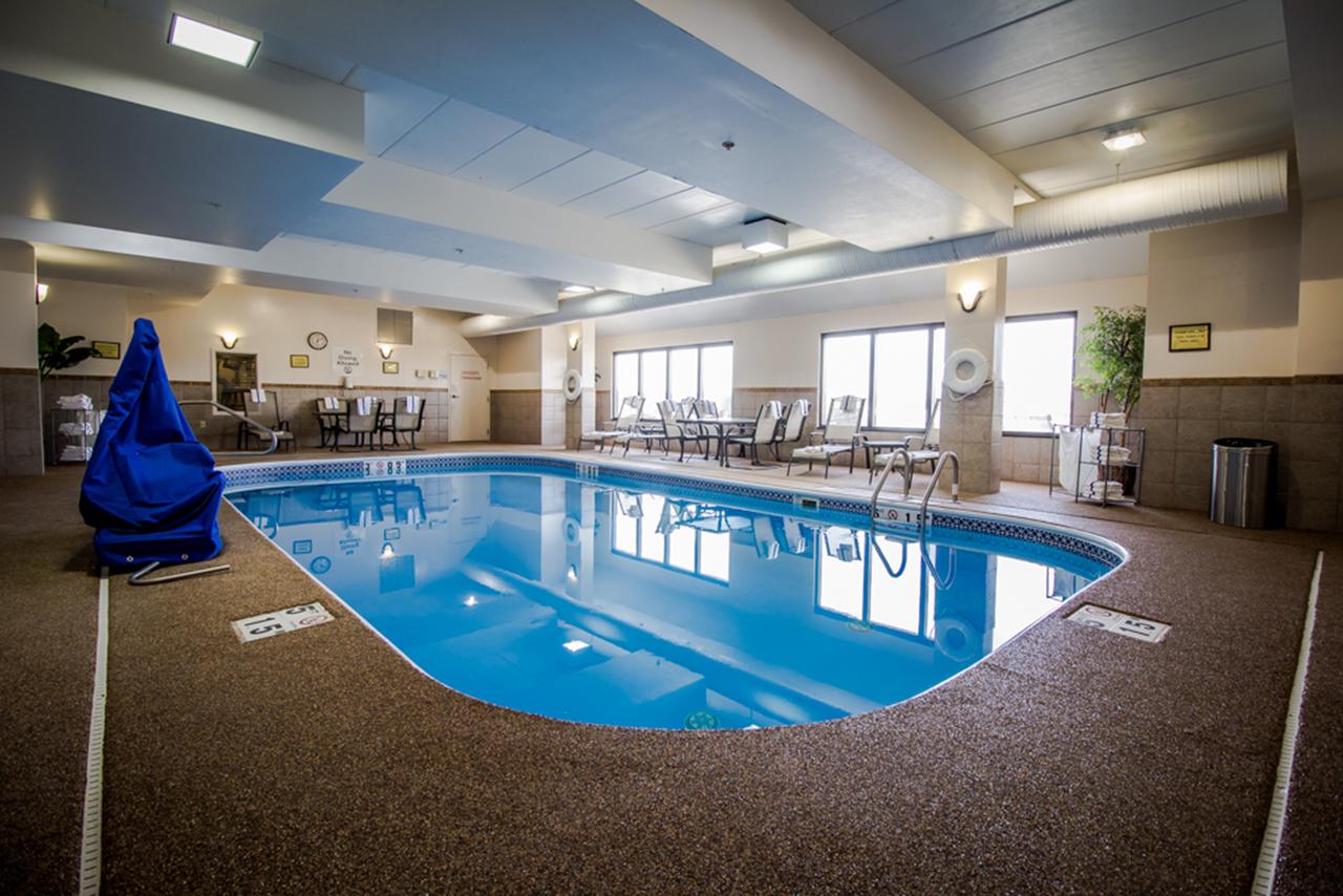 Holiday Inn Express Tiffin - thumb 2