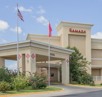 Ramada by Wyndham Tulsa - Hotels Find