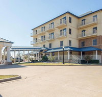 Quality Inn Tulsa-Downtown West - Hotels Find