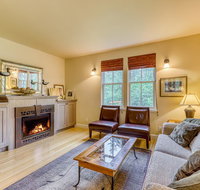 3 Bed 3 Bath Vacation home in Eastsound - Hotels Find
