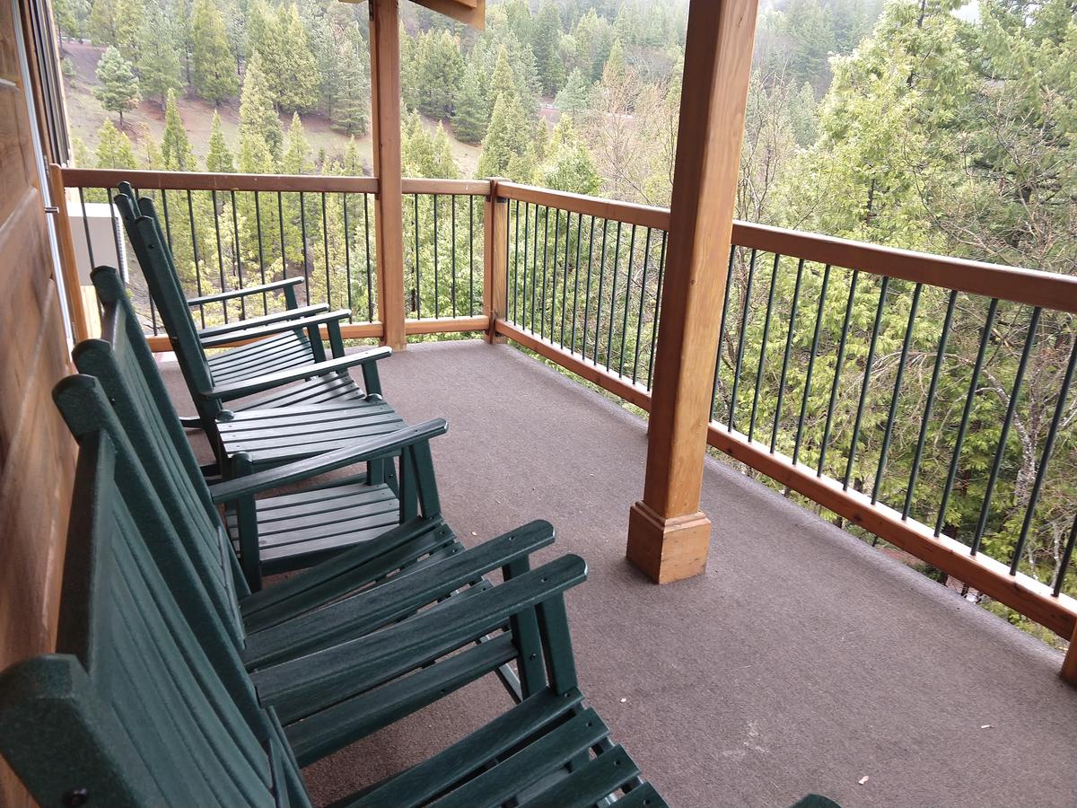 Callahan's Lodge - thumb 44