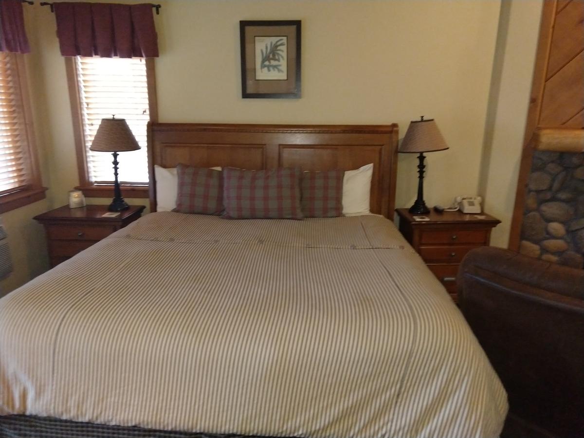 Callahan's Lodge - thumb 41