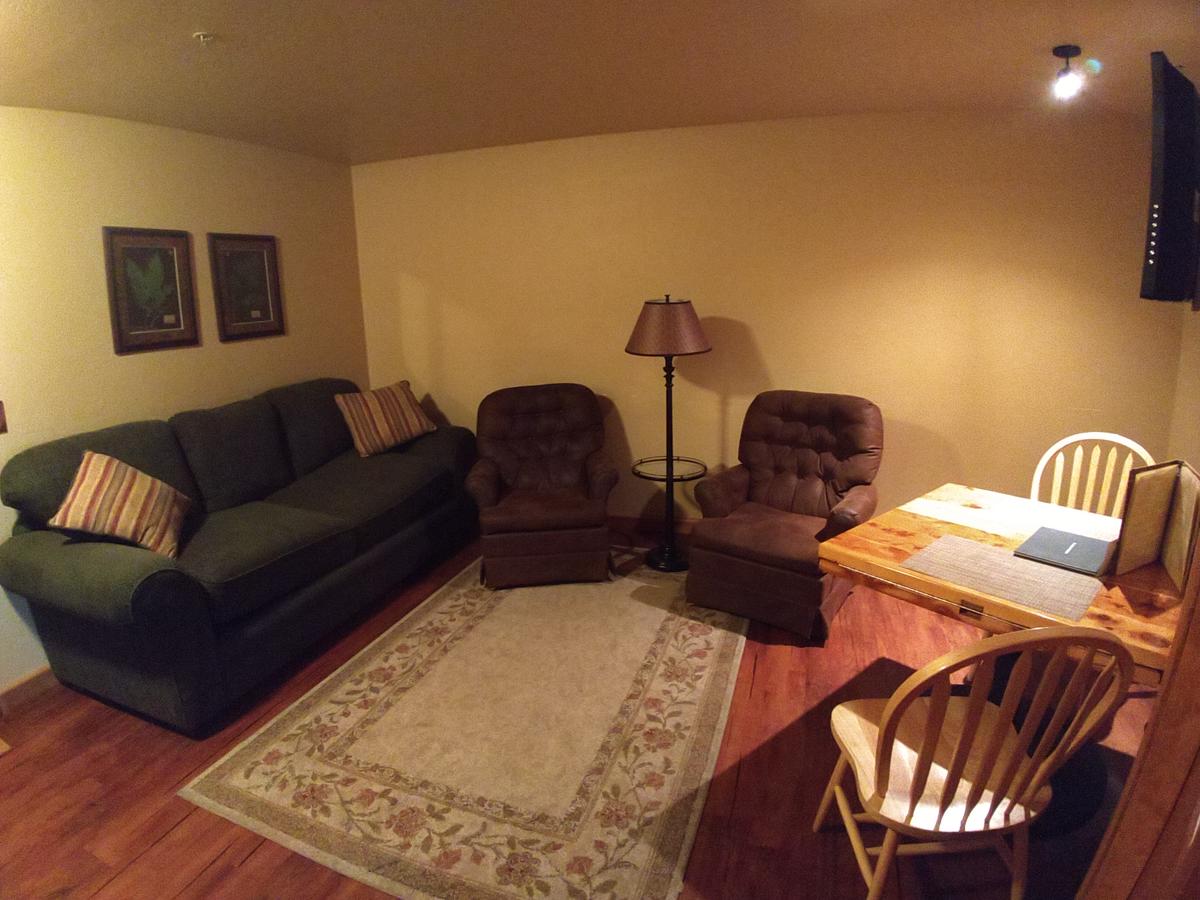 Callahan's Lodge - thumb 34