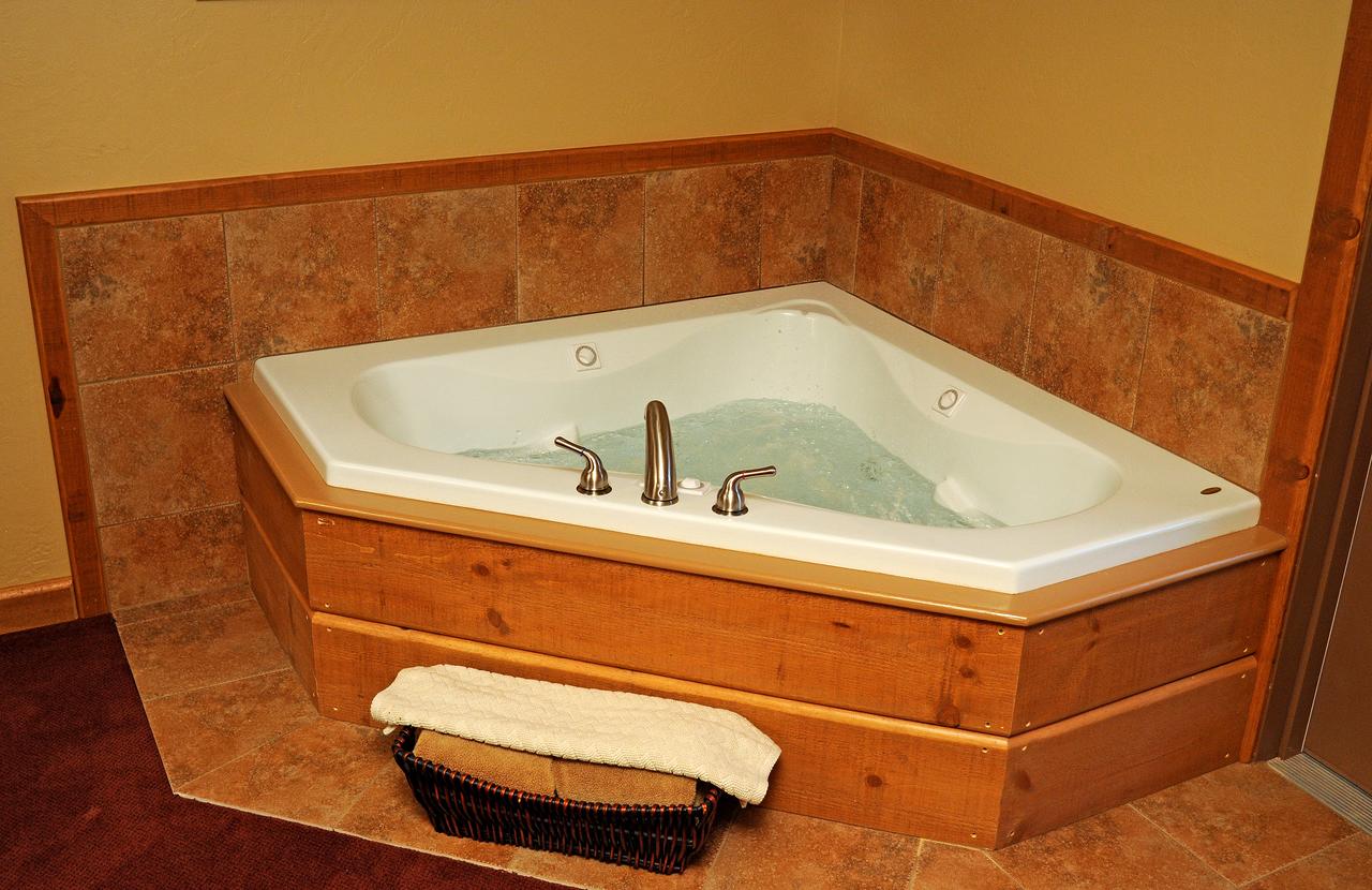 Callahan's Lodge - thumb 0