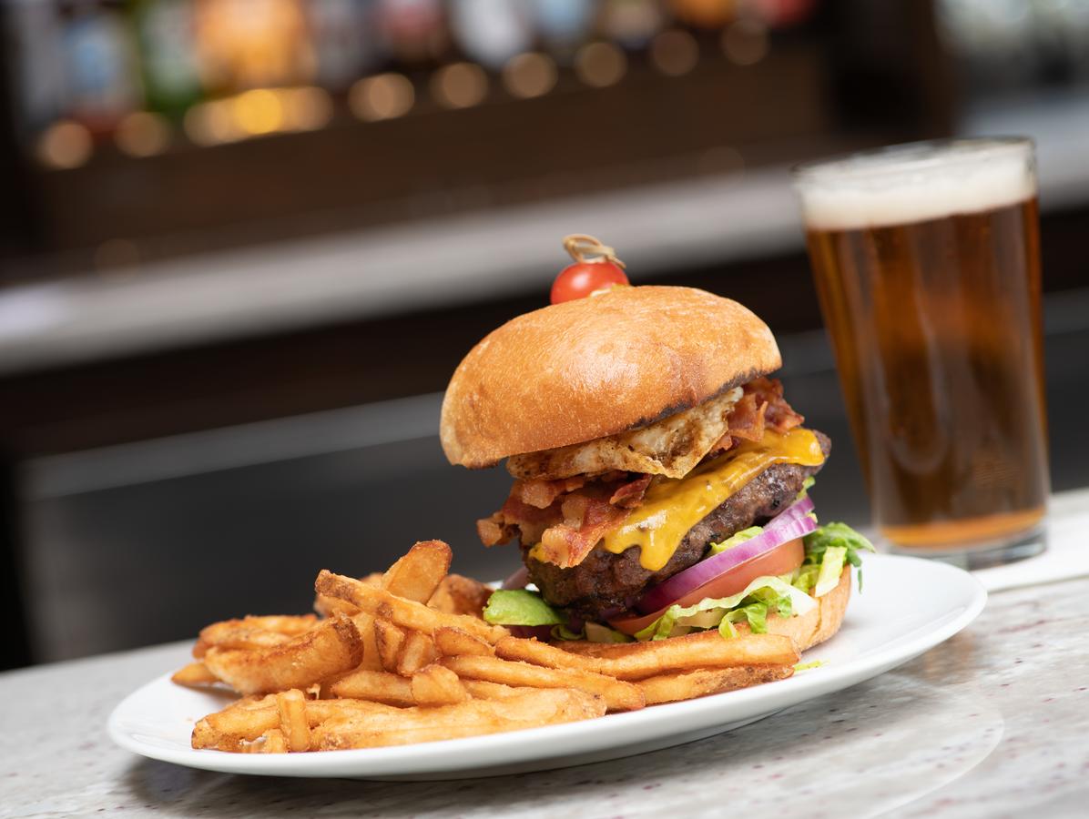 DoubleTree Suites By Hilton Philadelphia West - thumb 9