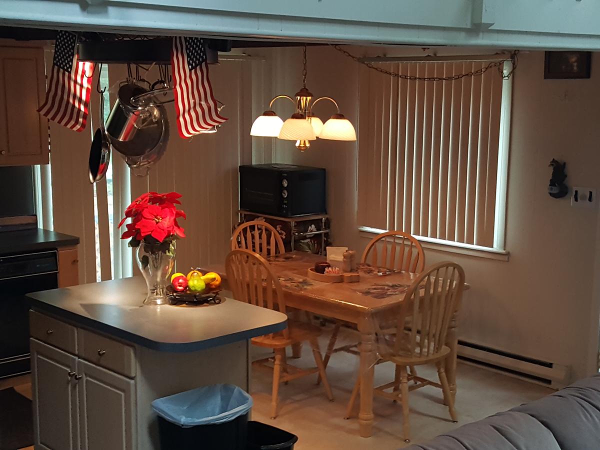 Cozy Chalet Free Wi-Fi, And Grill - thumb 9