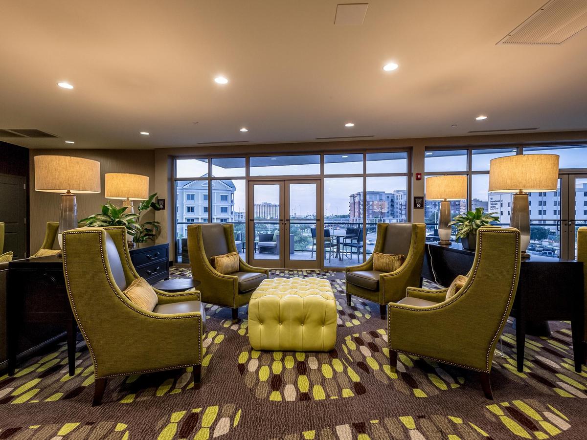 Hilton Garden Inn Charleston Waterfront/Downtown - thumb 10