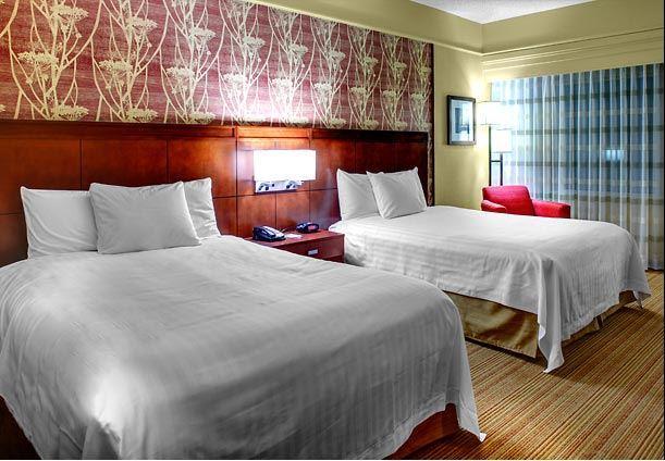 Courtyard Greenville Downtown - thumb 25