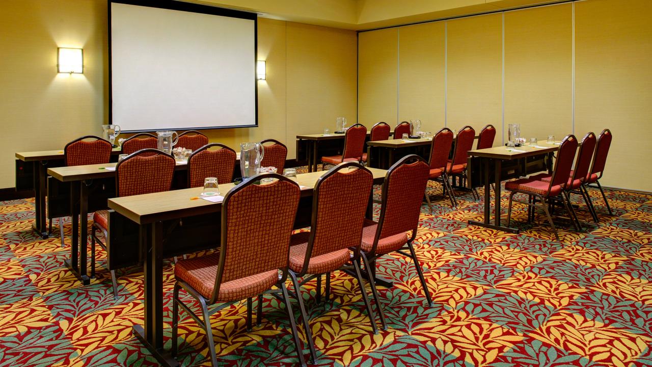 Courtyard Greenville Downtown - thumb 5