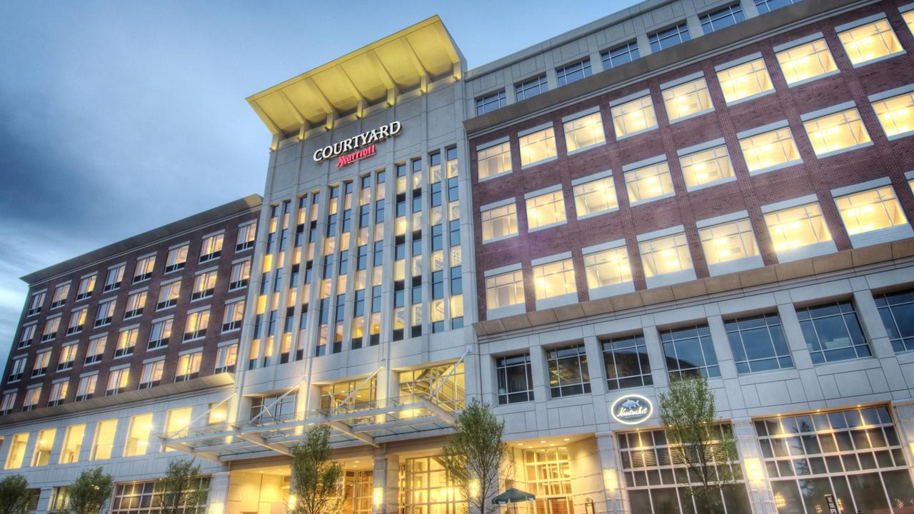 Courtyard Greenville Downtown - thumb 13