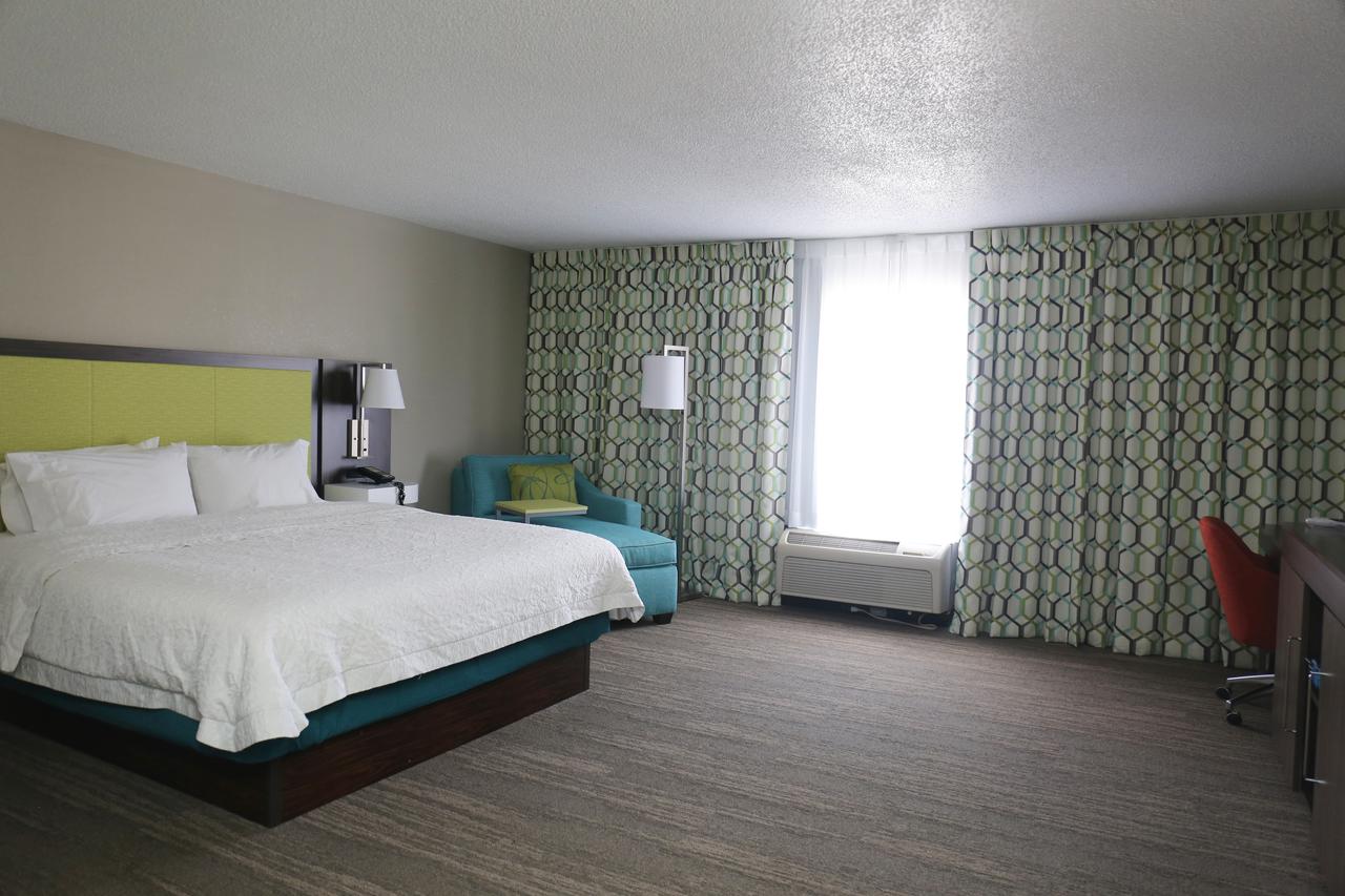 Hampton Inn Sumter - thumb 17