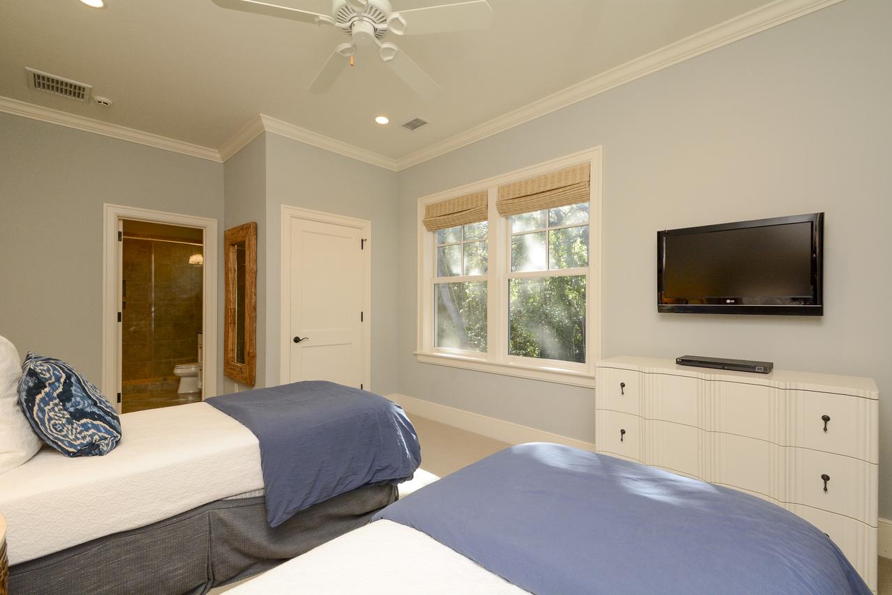 70 Forestay Court - thumb 8