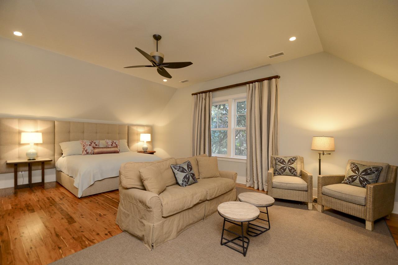 70 Forestay Court - thumb 15