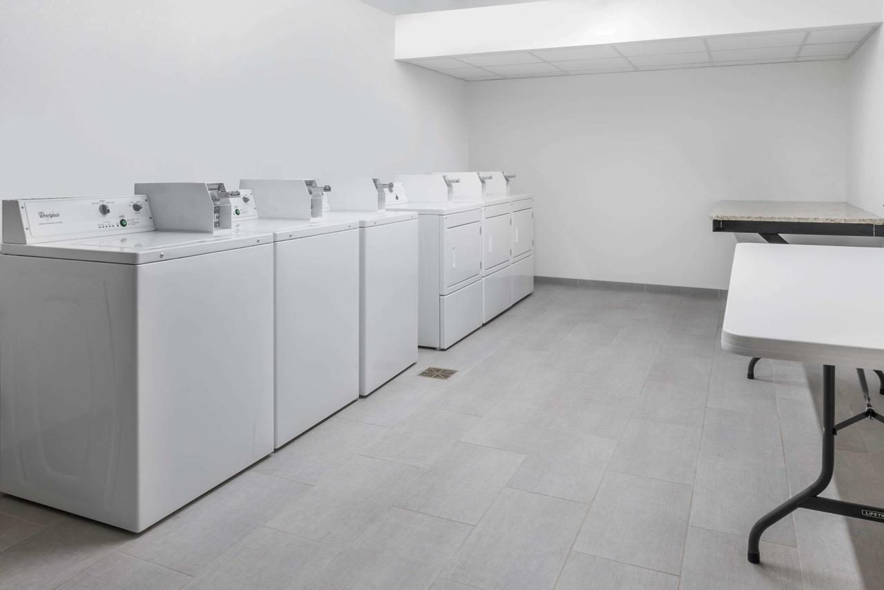 Ramada By Wyndham Rapid City - thumb 35