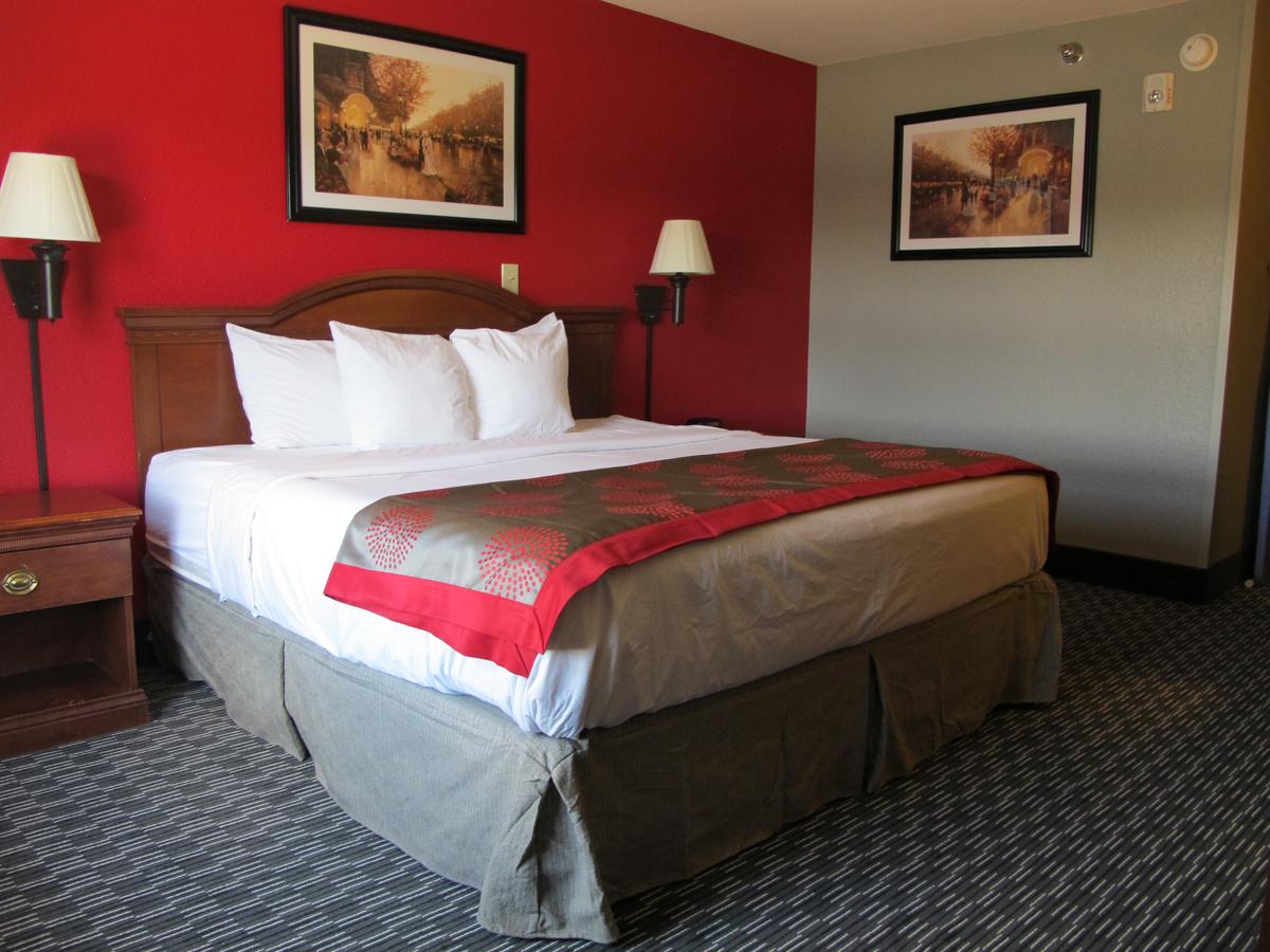 Ramada By Wyndham Rapid City - thumb 8