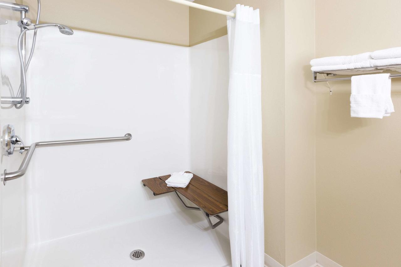 Super 8 By Wyndham Sioux Falls - thumb 16